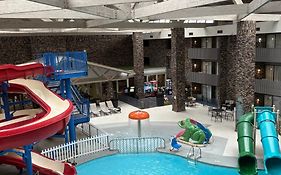 Bismarck Hotel And Conference Center